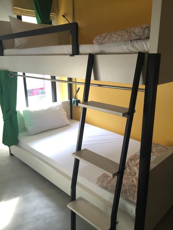 Bed@Town Hostel Bangkok Kamer foto